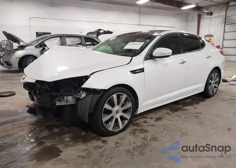 2013 Kia Optima Sx z USA, uszkodzony, nr VIN 5XXGR4A66DG117469